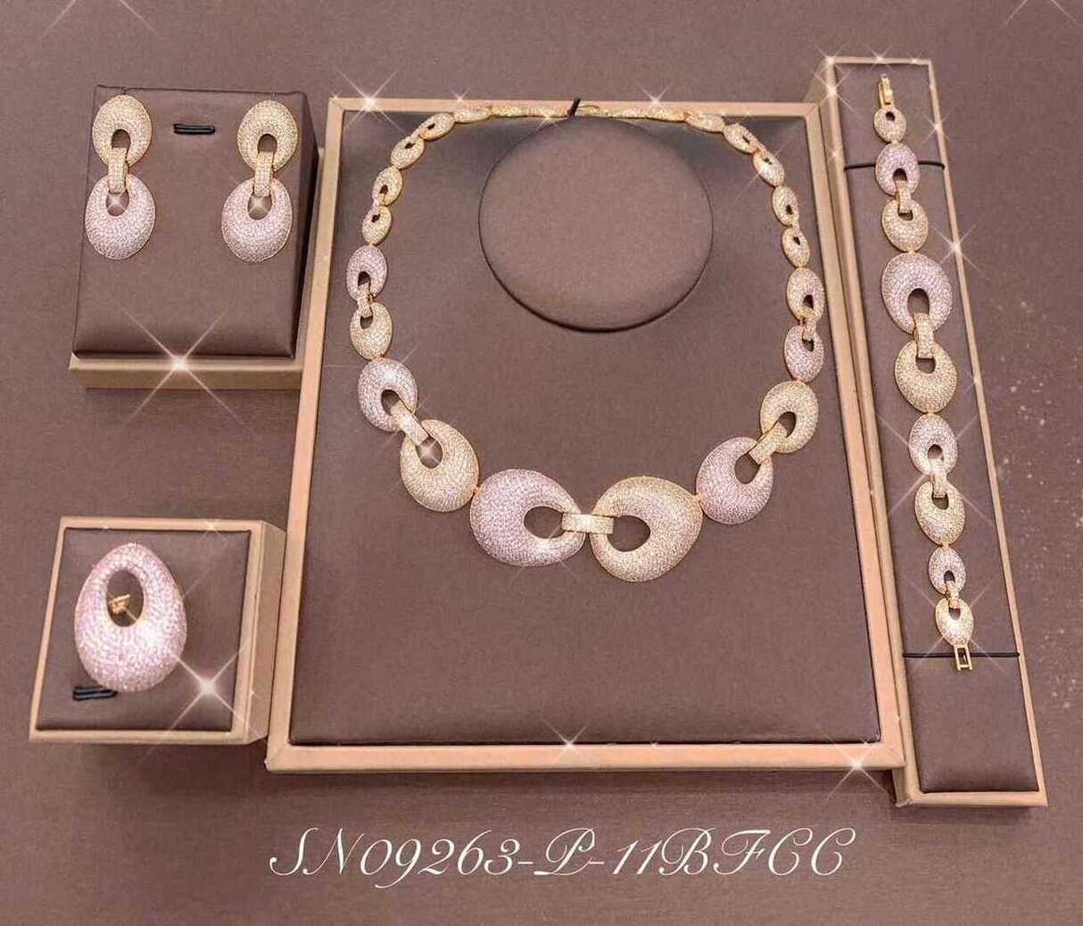 Necklace SN09263-P-11B