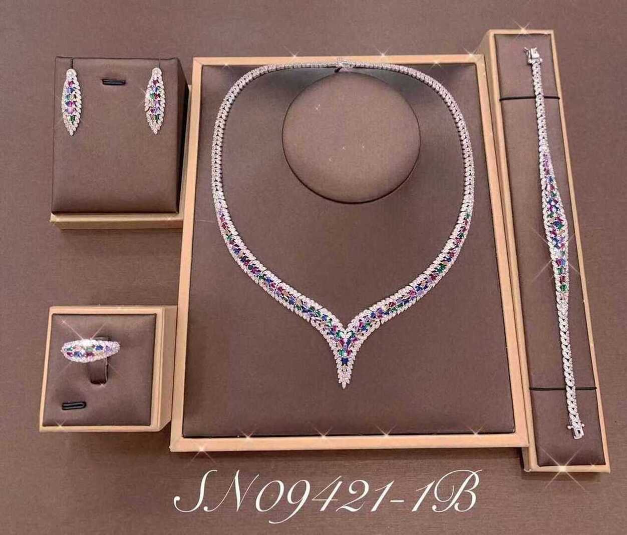Necklace SN09421-1BCLR