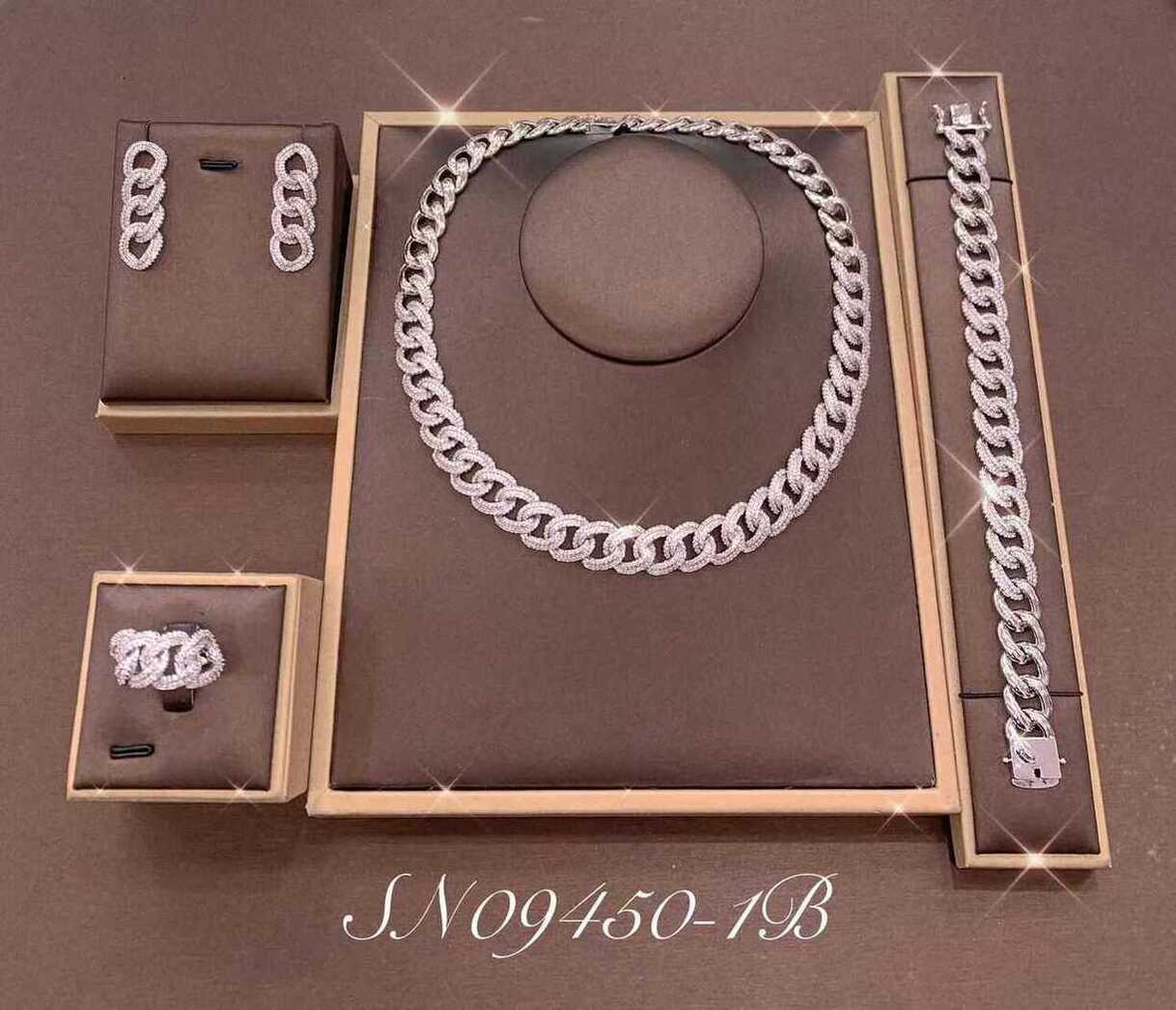 Necklace SN09450-1B