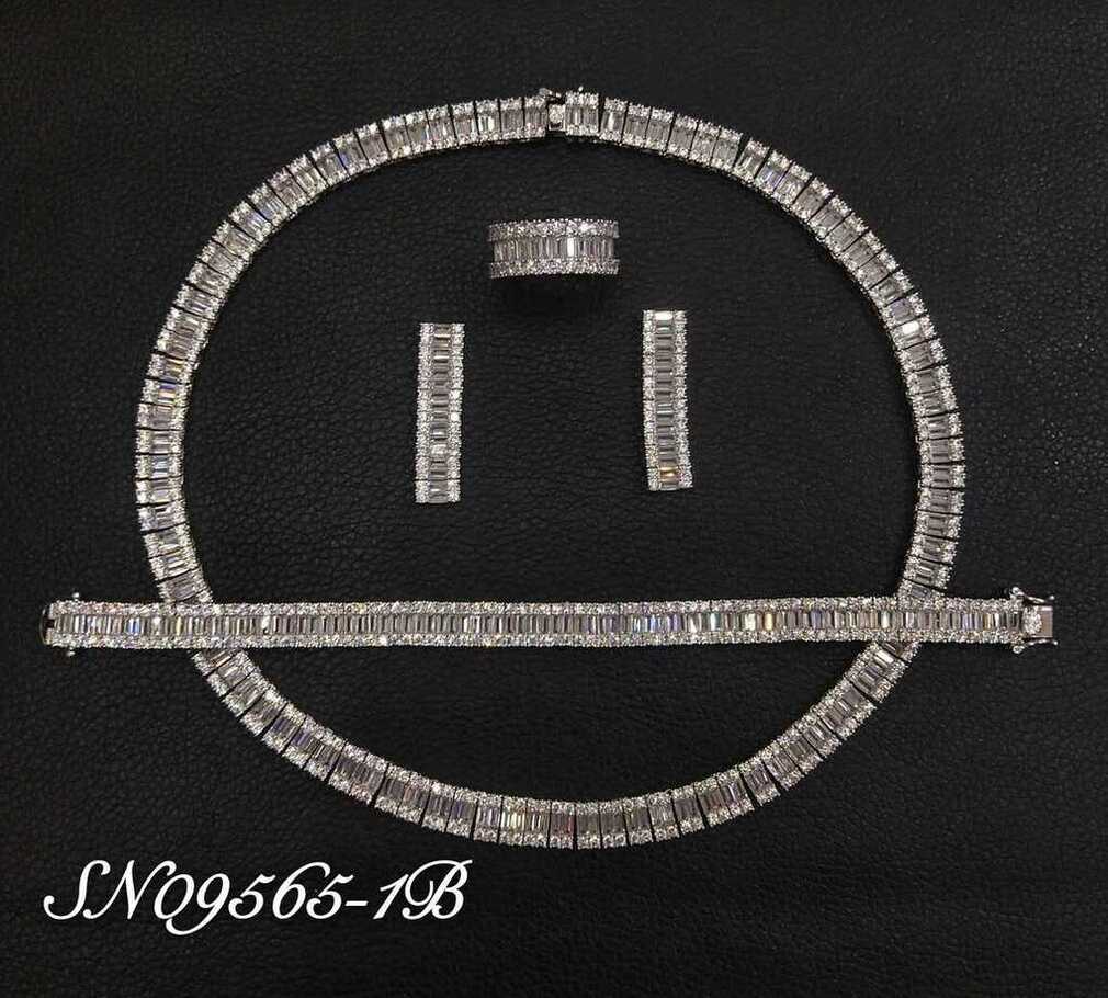 Necklace SN09565-1B