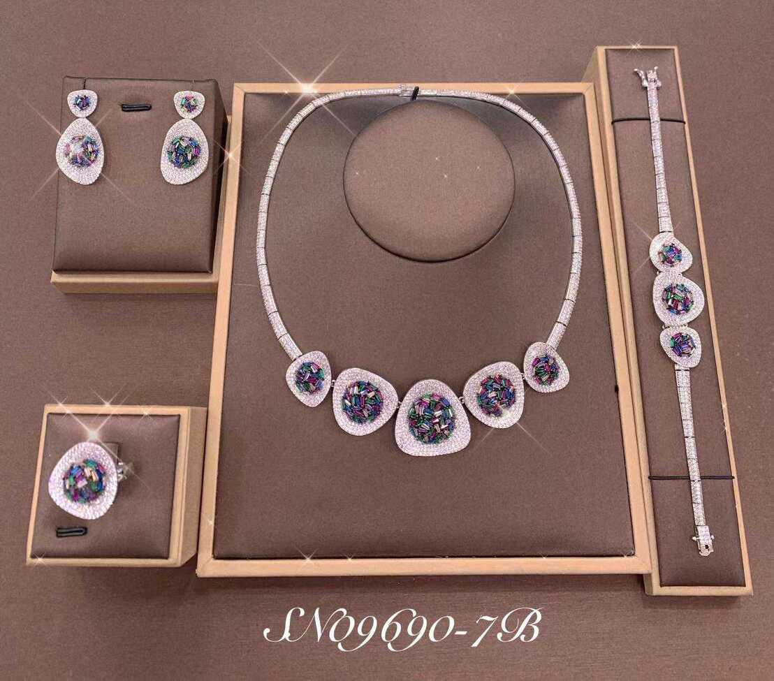 Necklace SN09690-7B