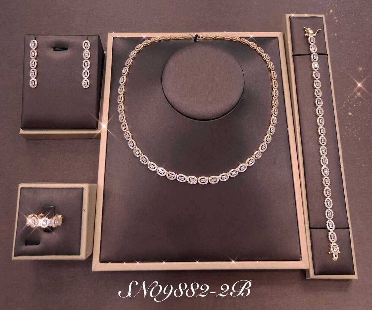Necklace SN09882-2B