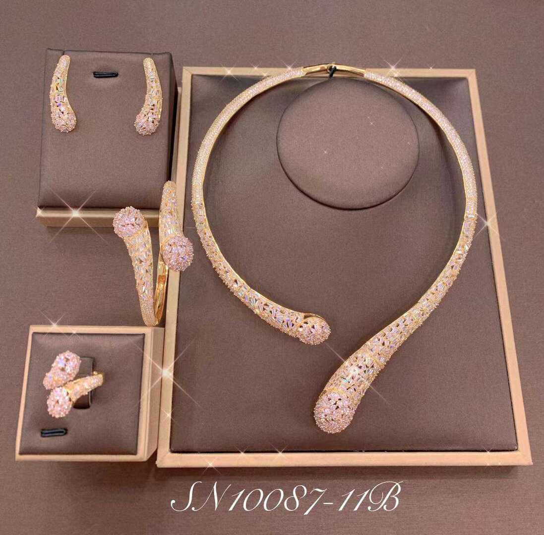 Necklace SN10087-11B