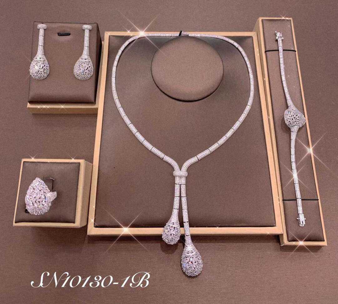 Necklace SN10130-4B