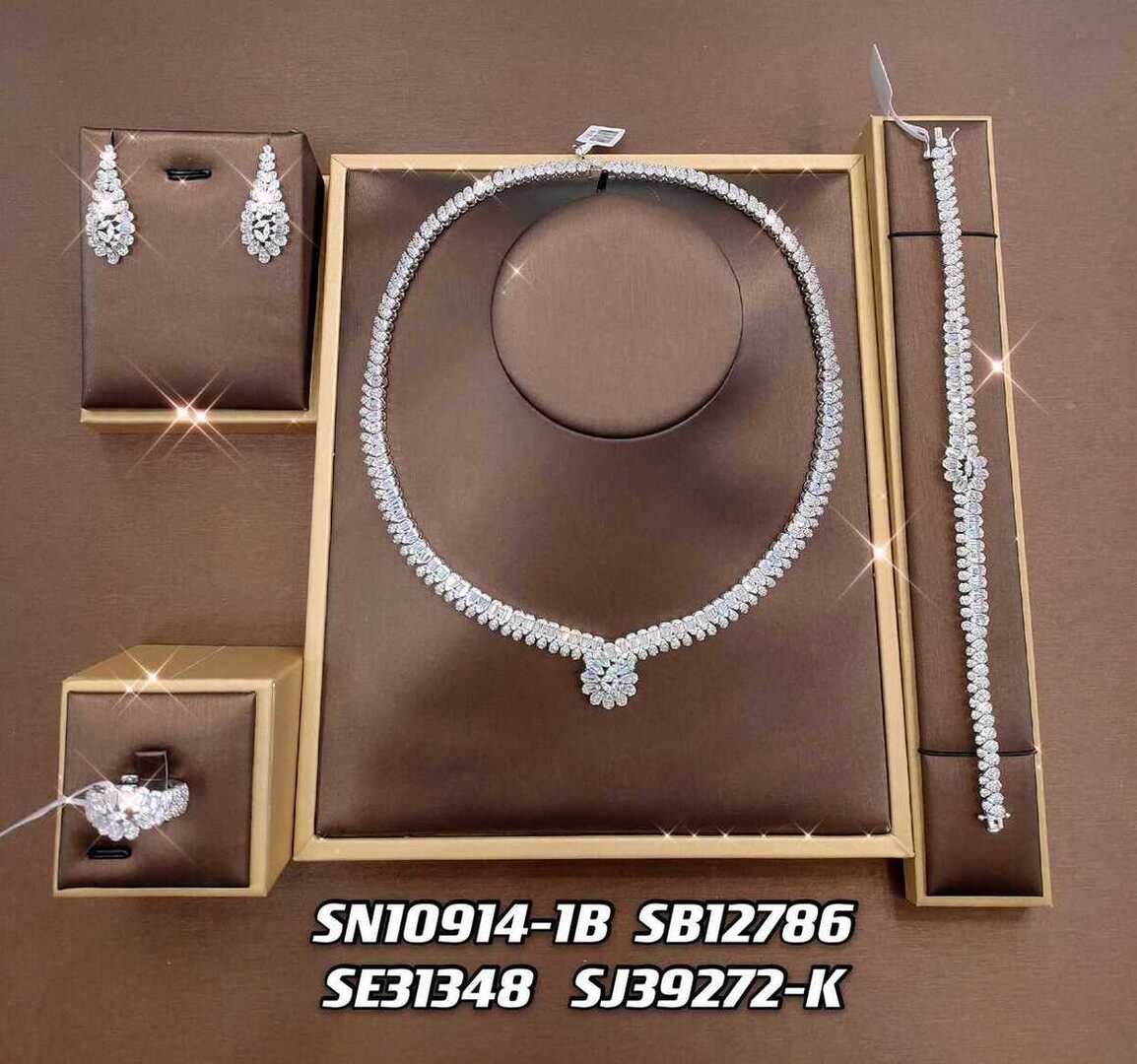 Necklace SN10914-3BCLR