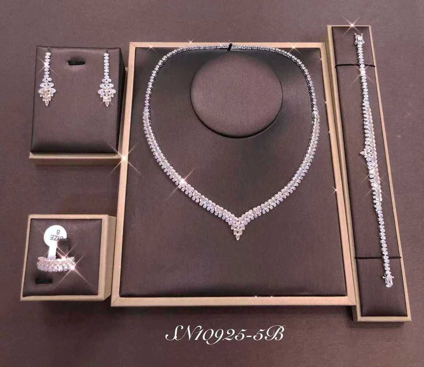 Necklace SN10925-5B