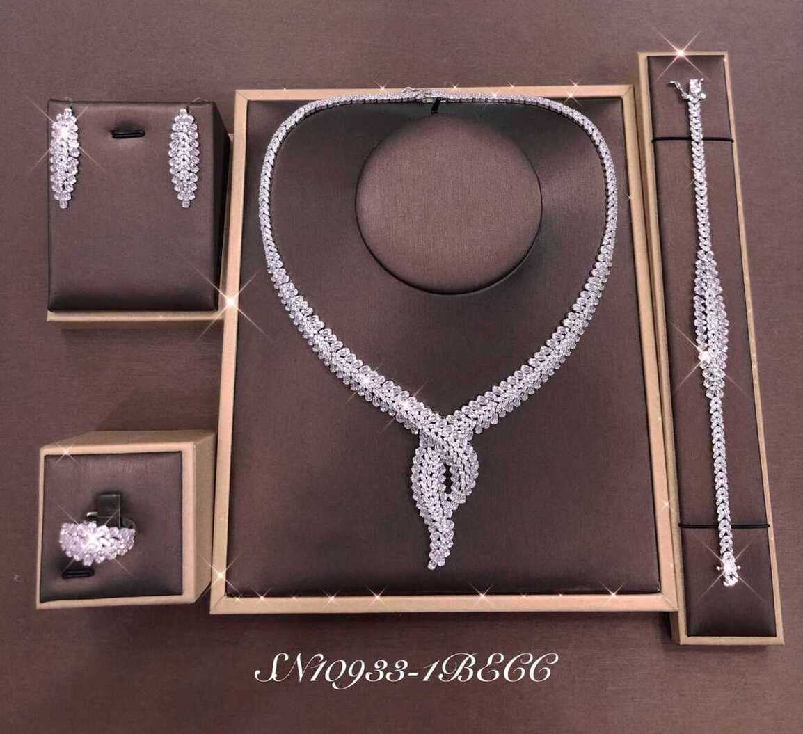 Necklace SN10933-8B