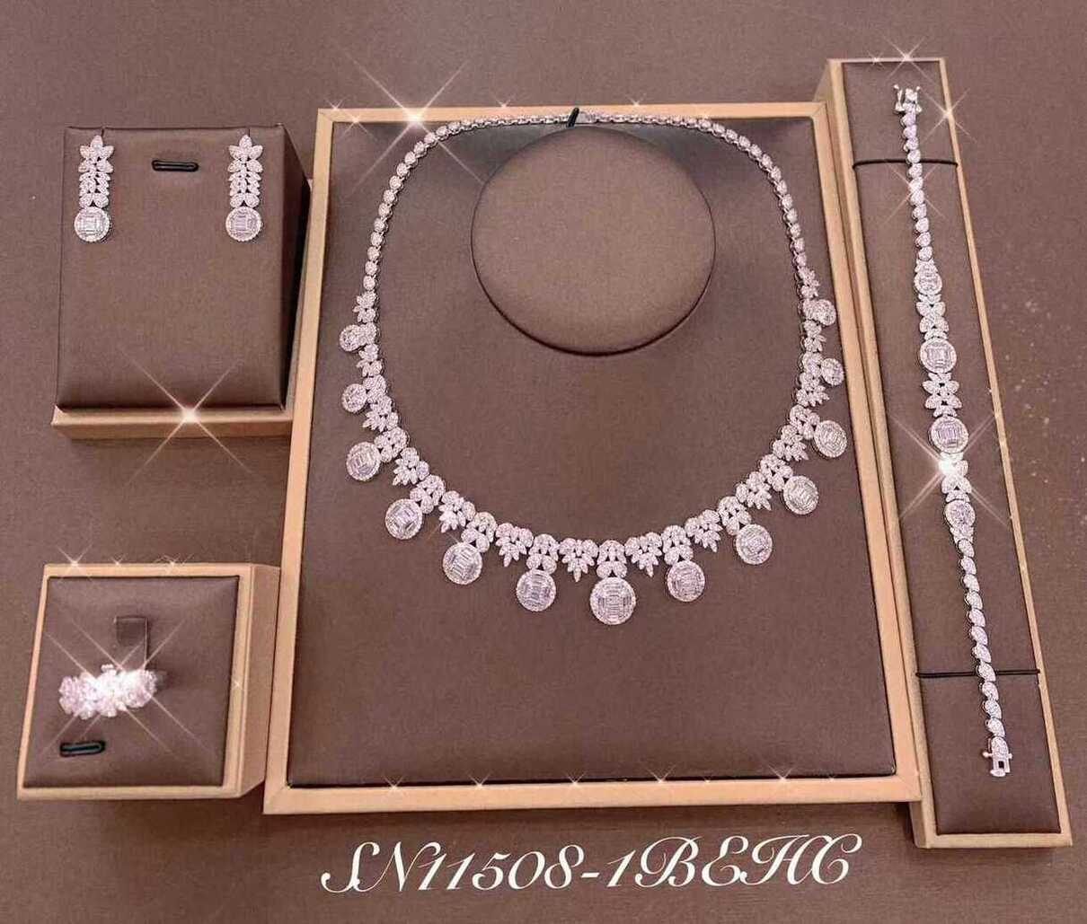 Necklace SN11058-DF-1B