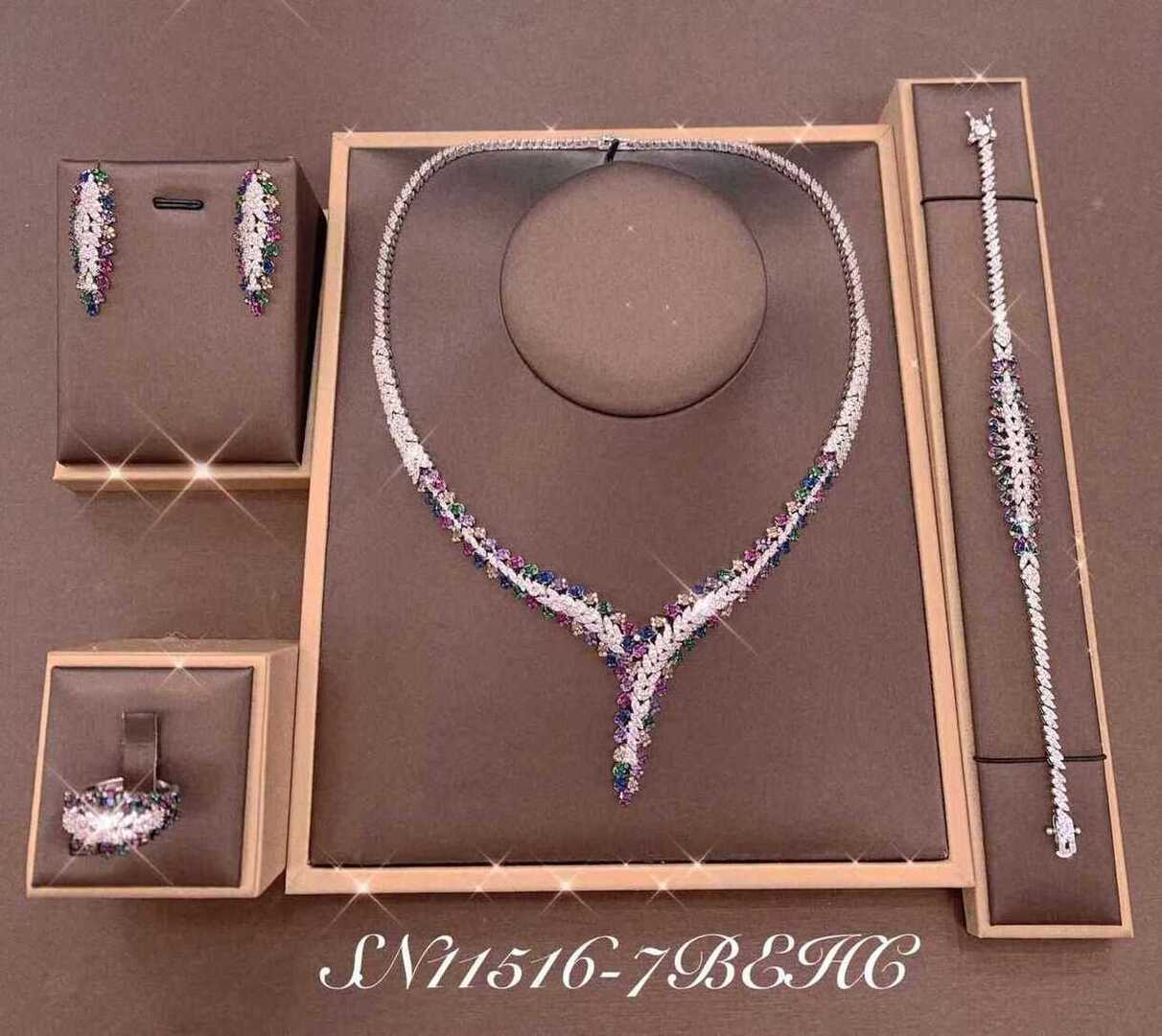 Necklace SN11516-7B