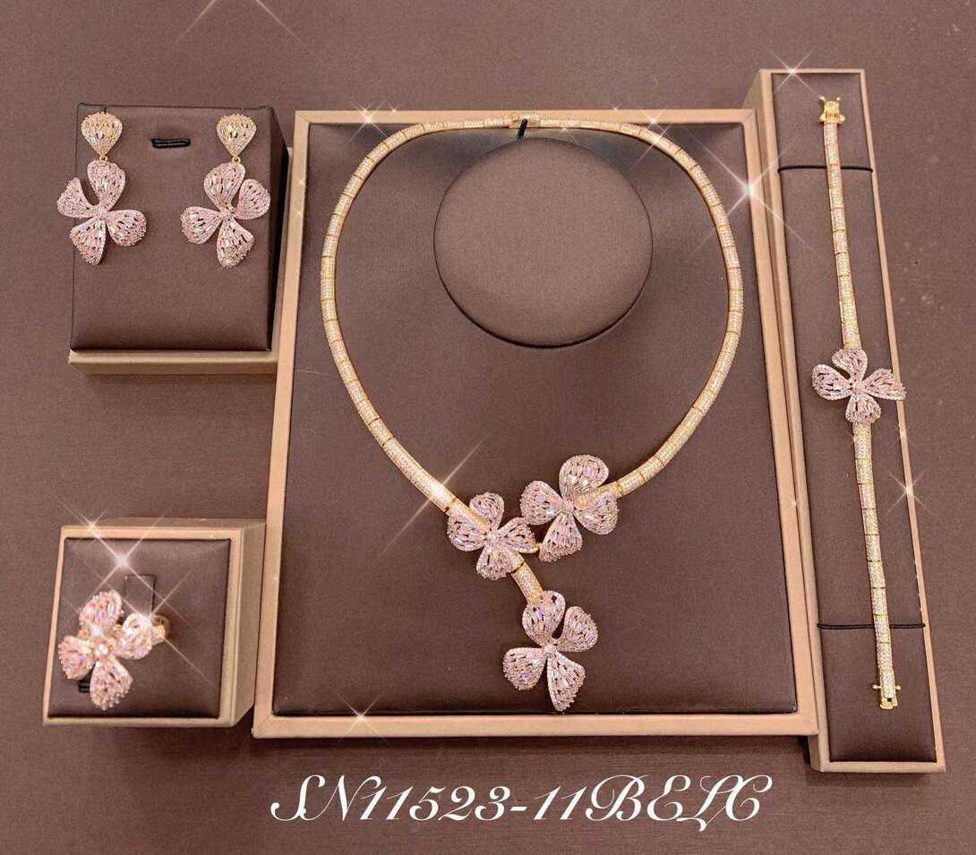Necklace SN11523-11B