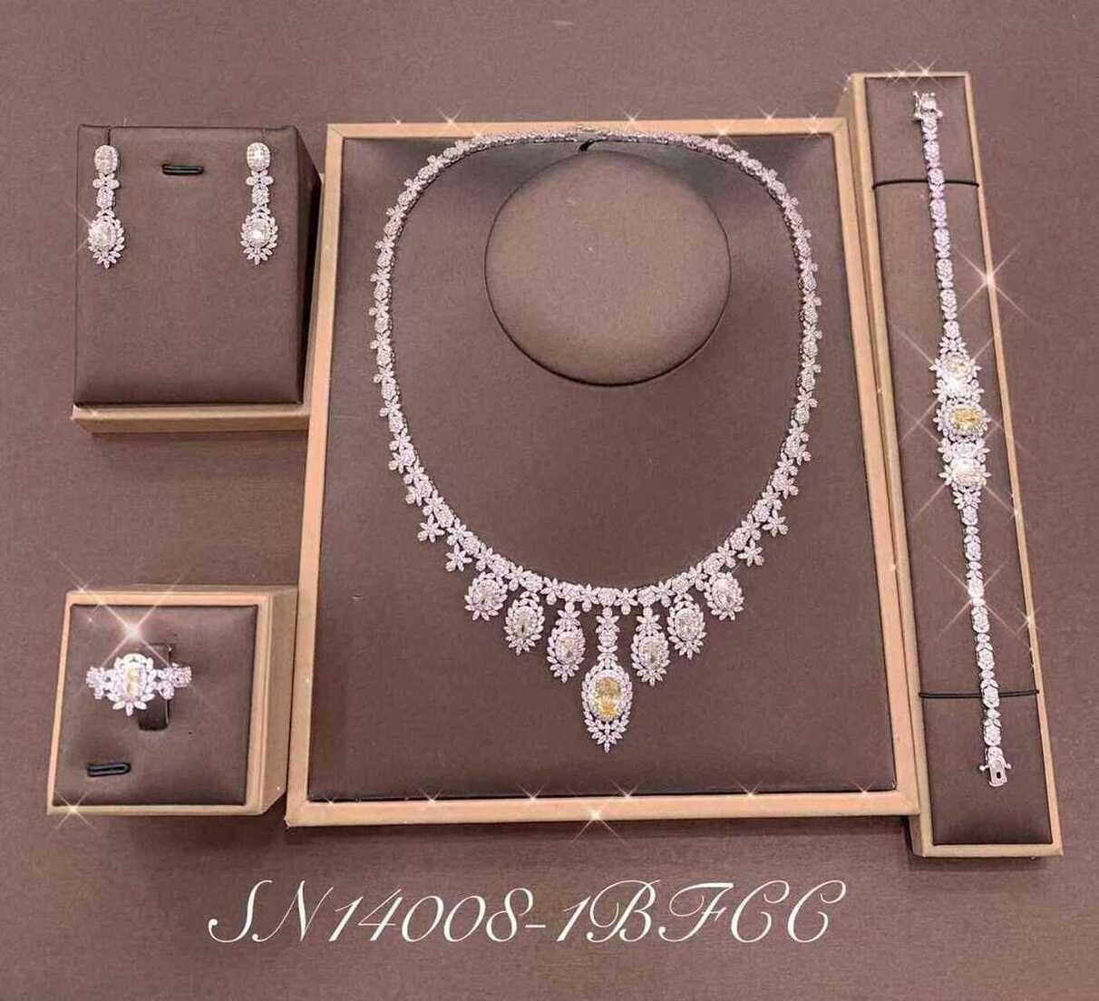 Necklace SN14008-1BYELLOW