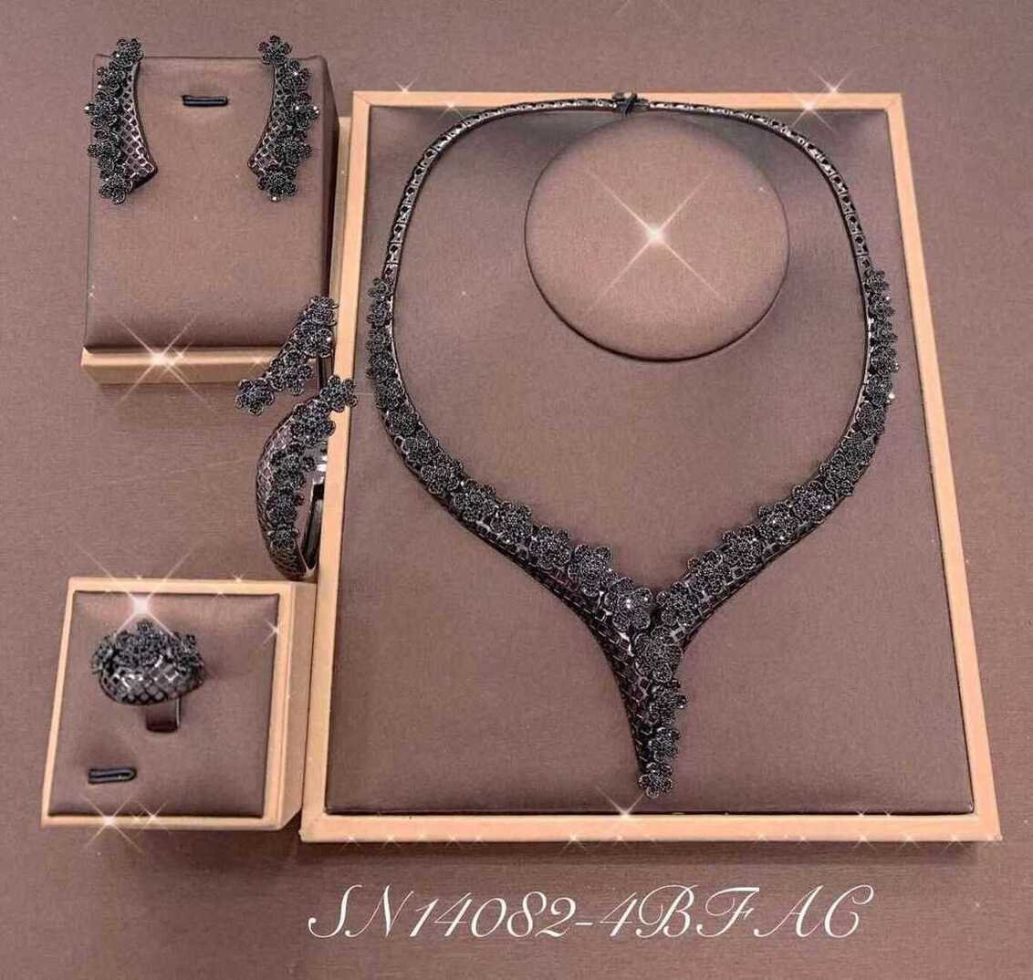 Necklace SN14082-4B
