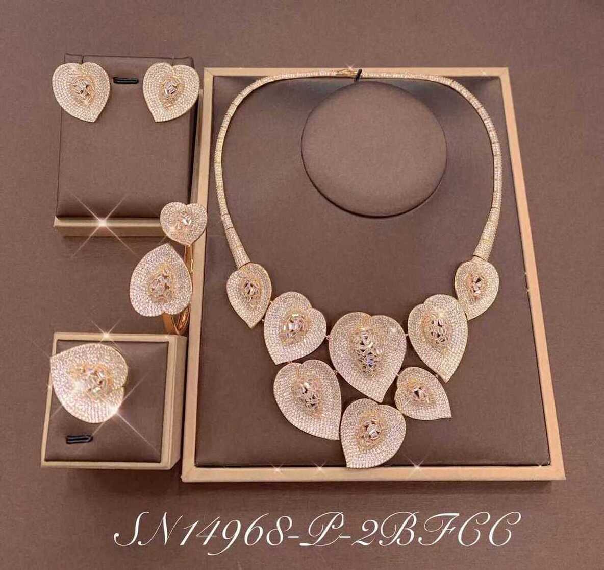 Necklace SN14968-P-11B