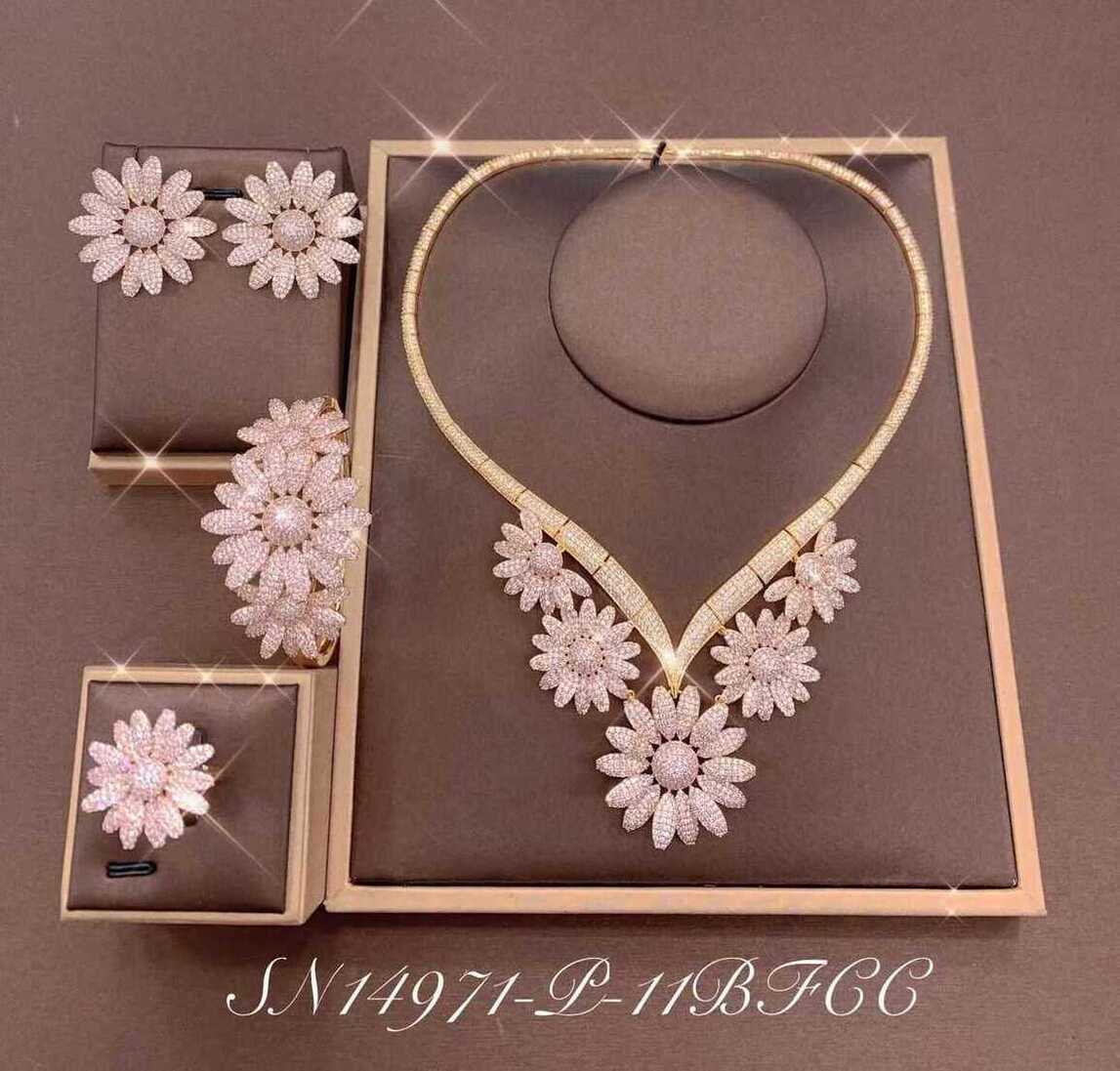 Necklace SN14971-P-11B