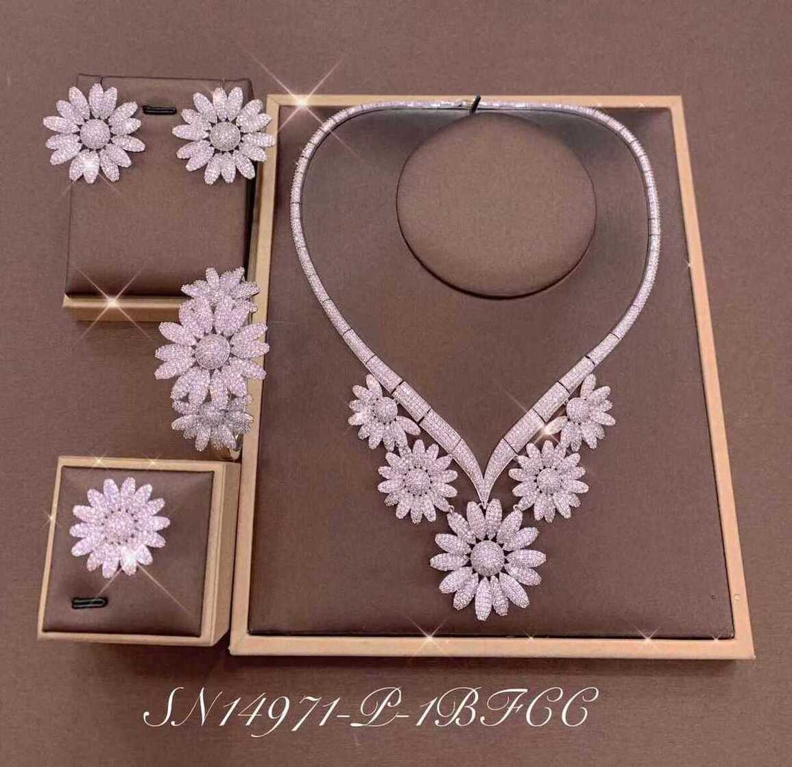 Necklace SN14971-P-7B