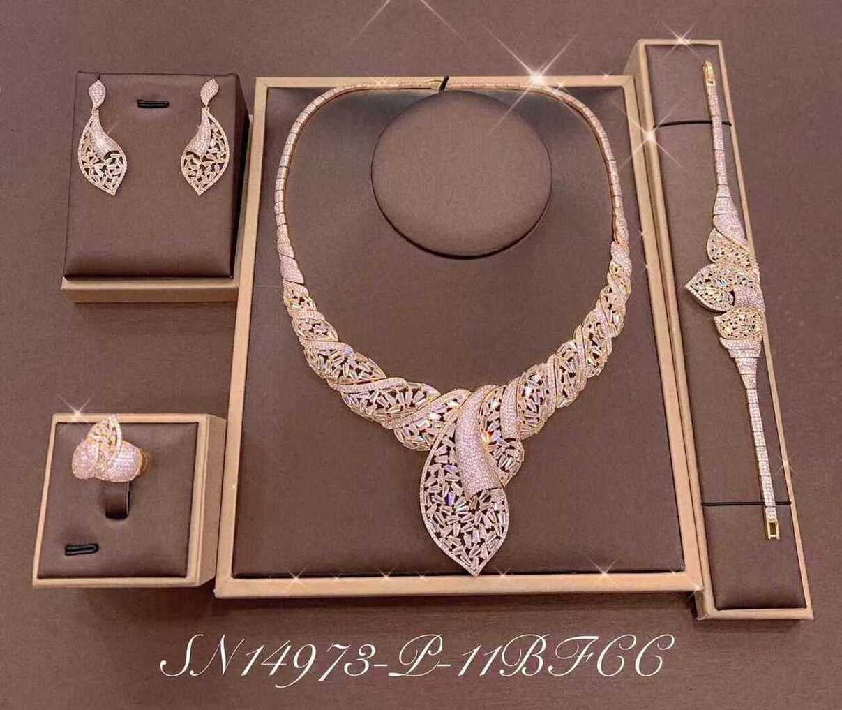 Necklace SN14973-P-11B