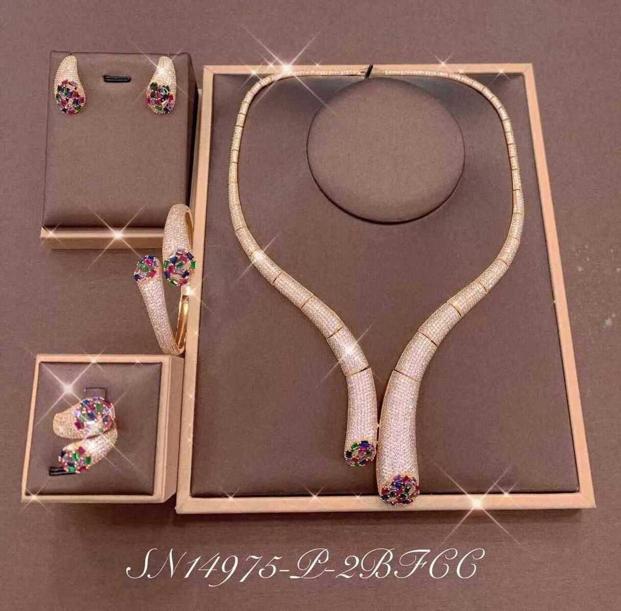 Necklace SN14975-P-2BCLR