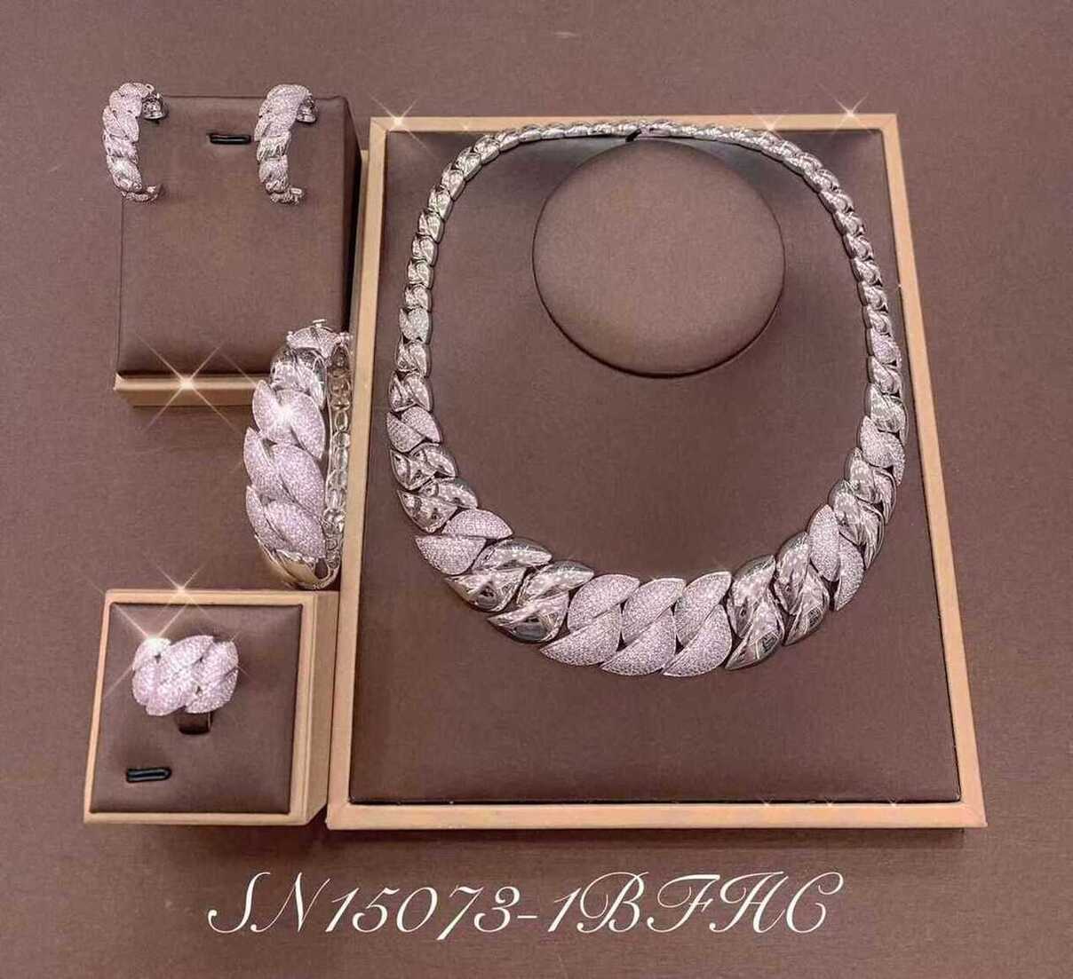 Necklace SN15073-1B