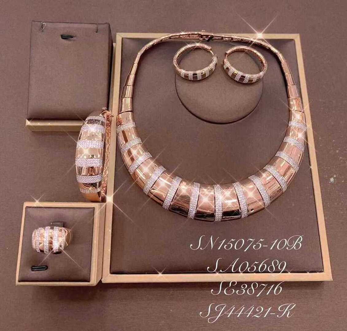 Necklace SN15075-10B