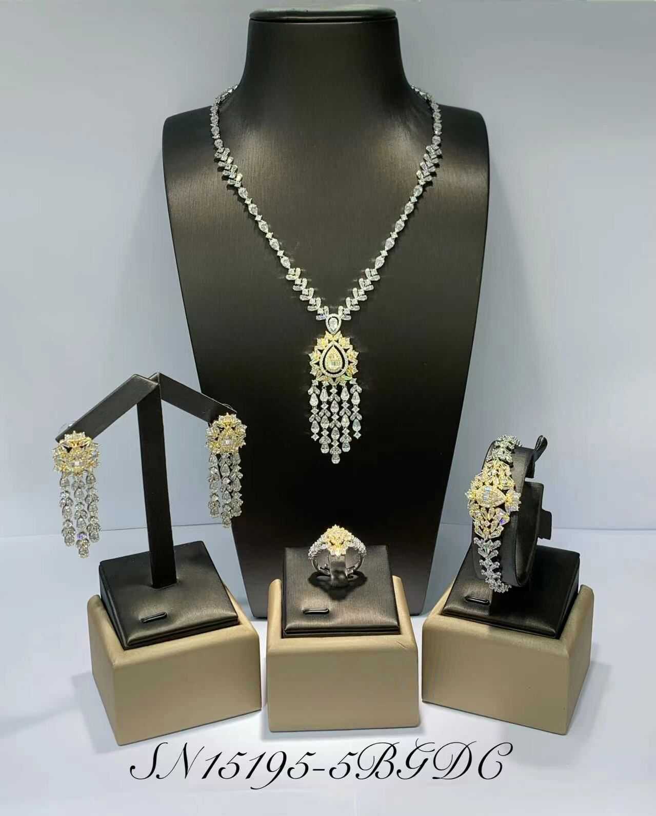 Necklace SN15195-P-5B