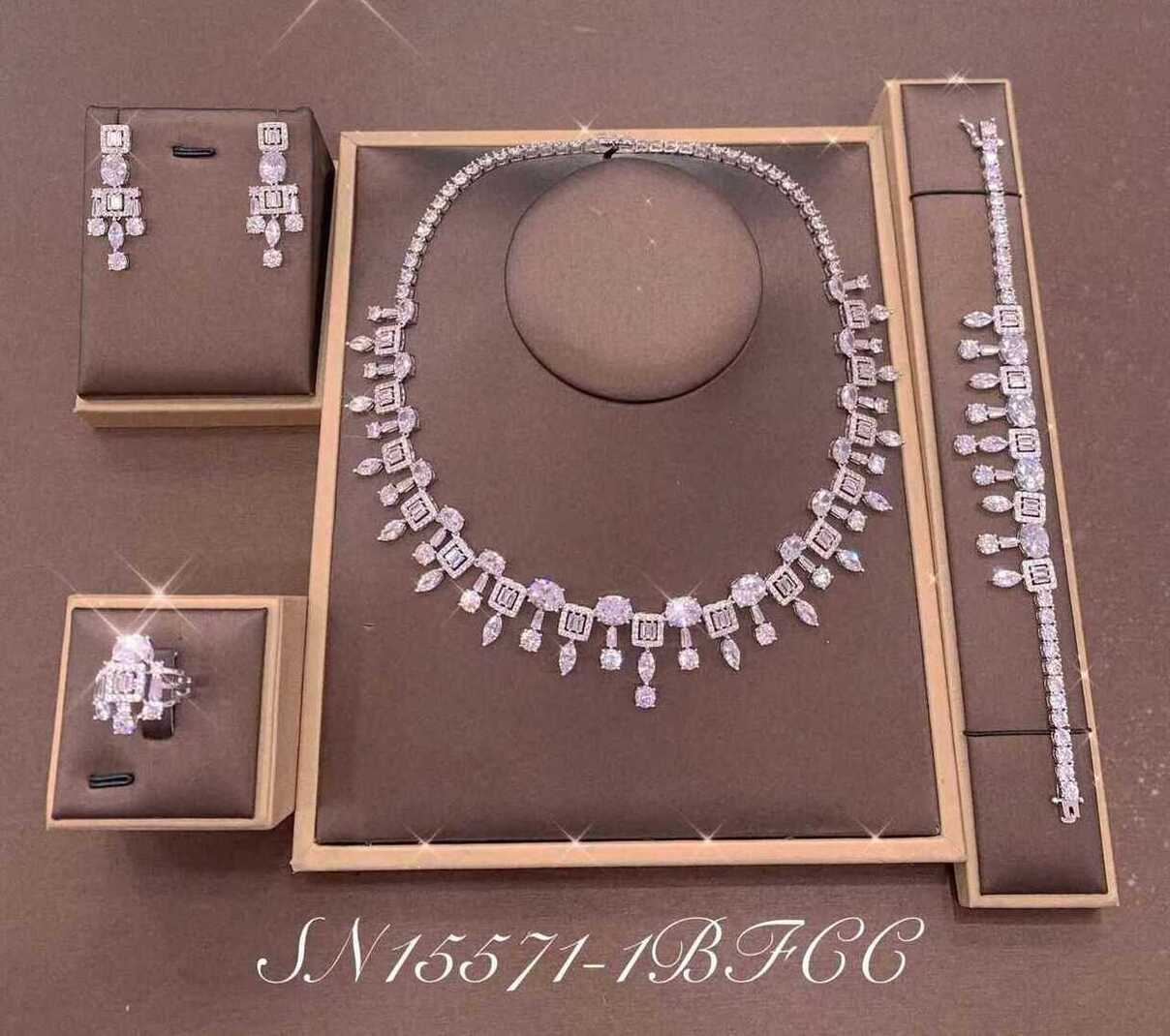 Necklace SN15571-1B