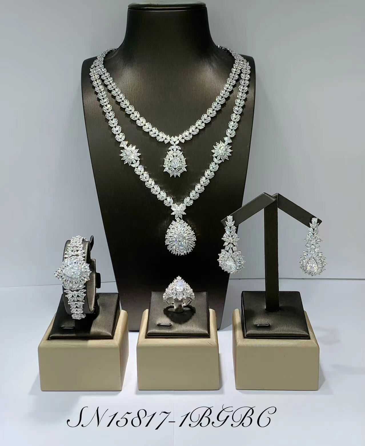Necklace SN15817-1B