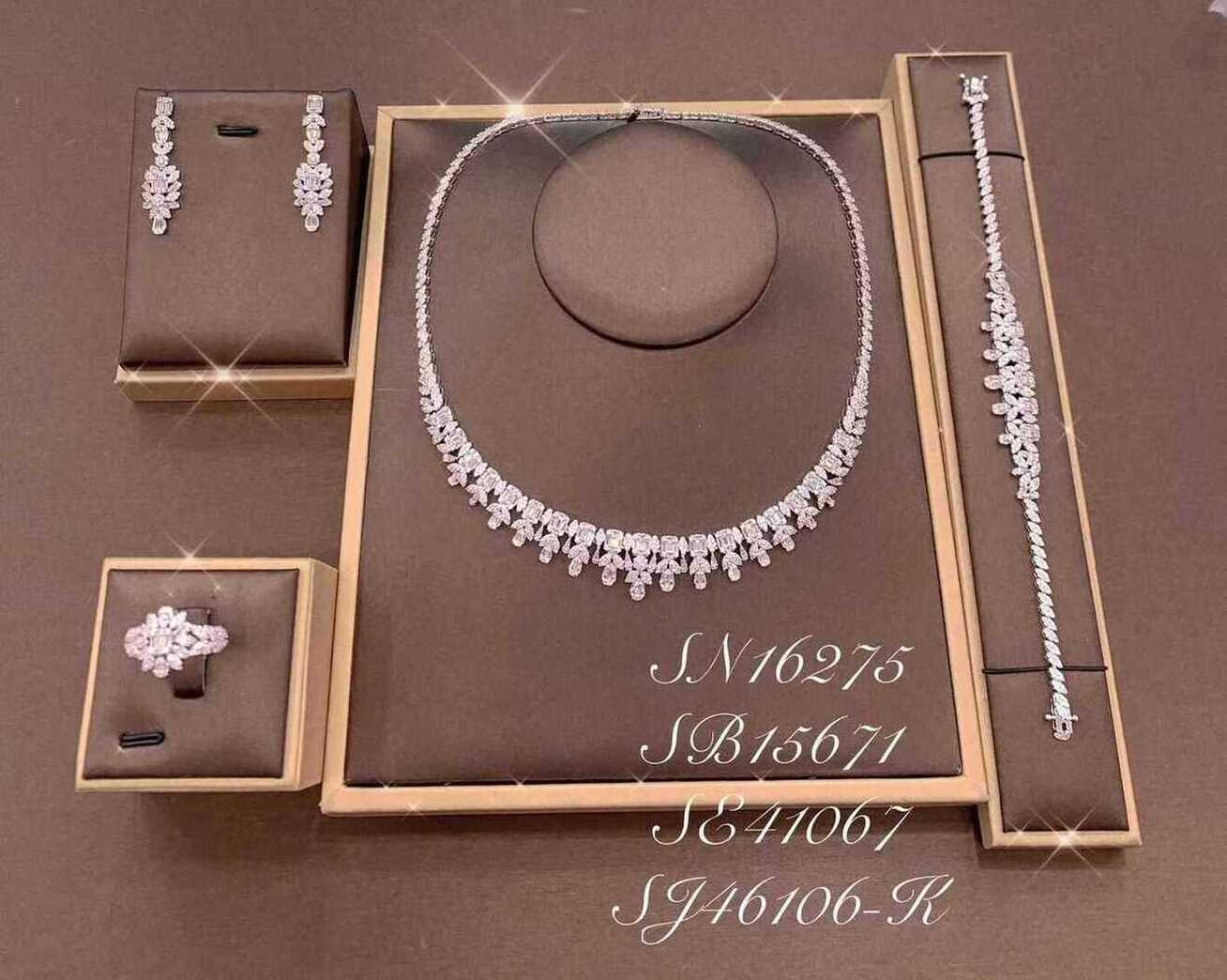 Necklace SN16275-5B
