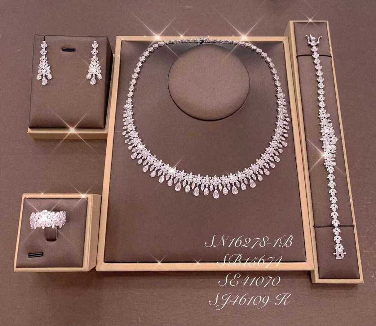 Necklace SN16278-1B