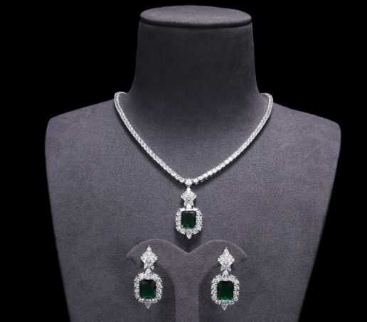 Necklace SN16374-P-1BGREEN-2
