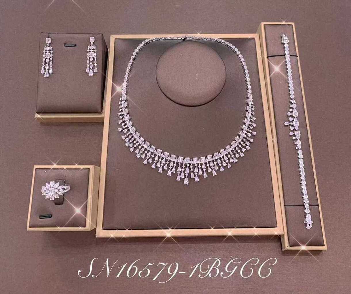 Necklace SN16579-4B