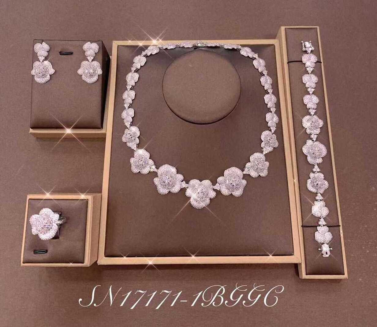Necklace SN17171-1B