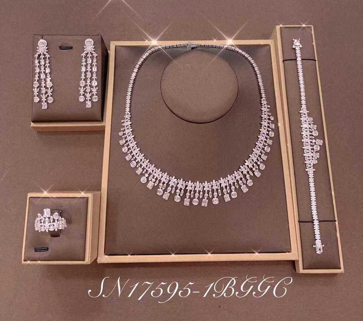 Necklace SN17595-1B