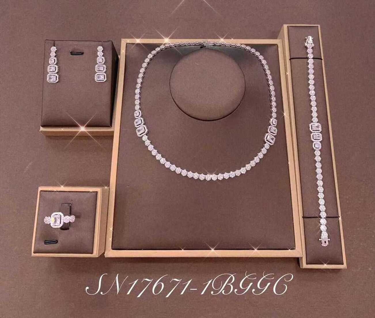 Necklace SN17671-1B
