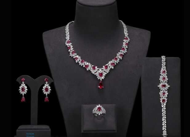 Necklace SN18290-1BRED