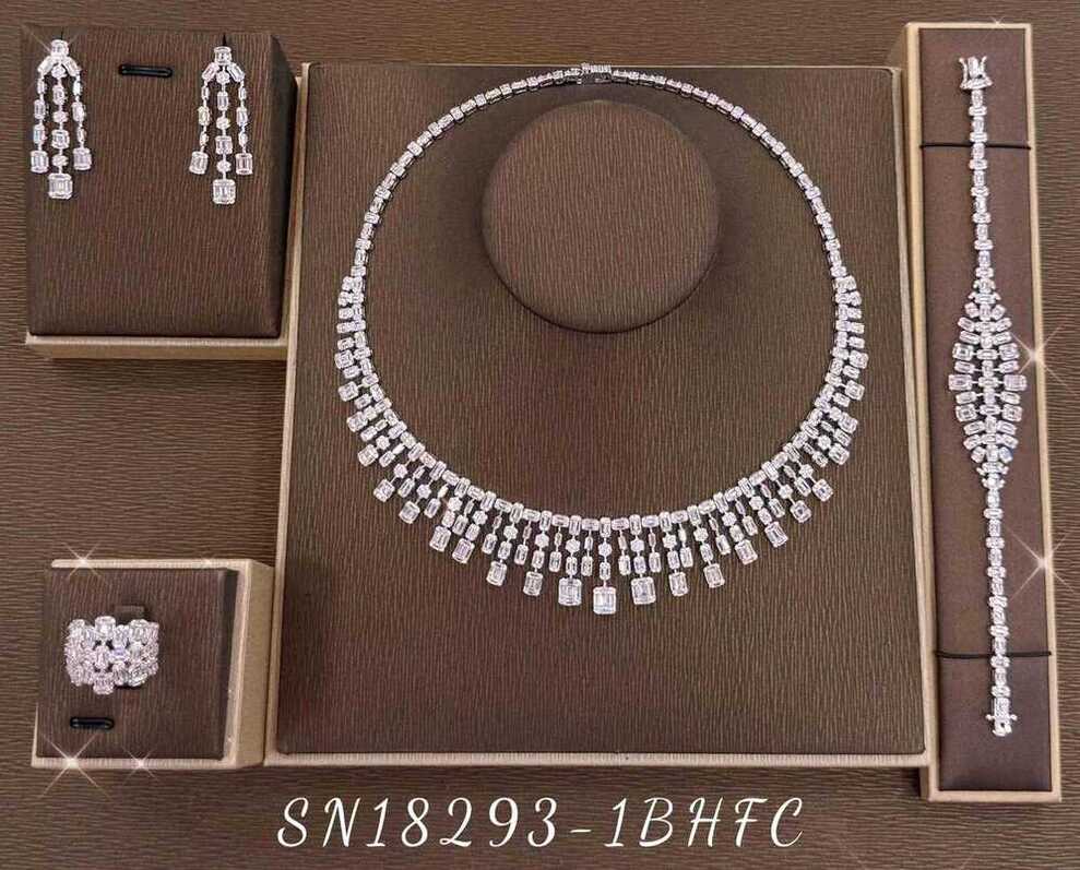 Necklace SN18293-1B
