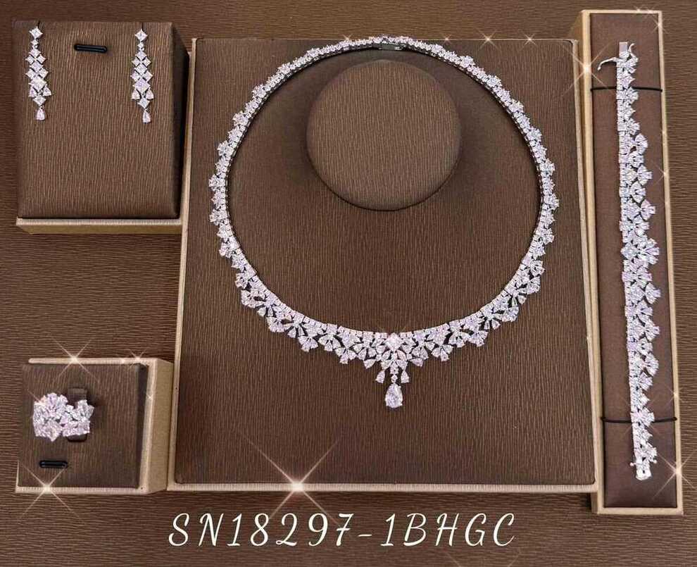 Necklace SN18297-1B