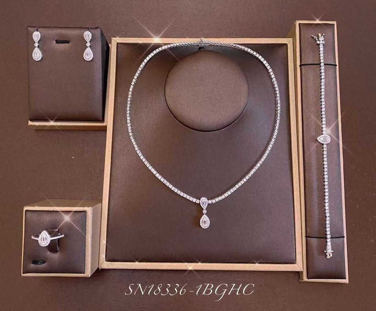 Necklace SN18336-1BYELLOW