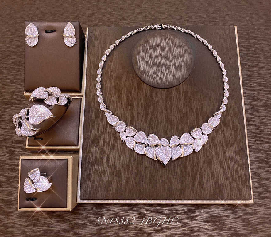 Necklace SN18882-1B