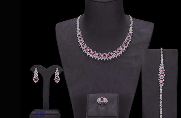 Necklace SN19092-1BRED
