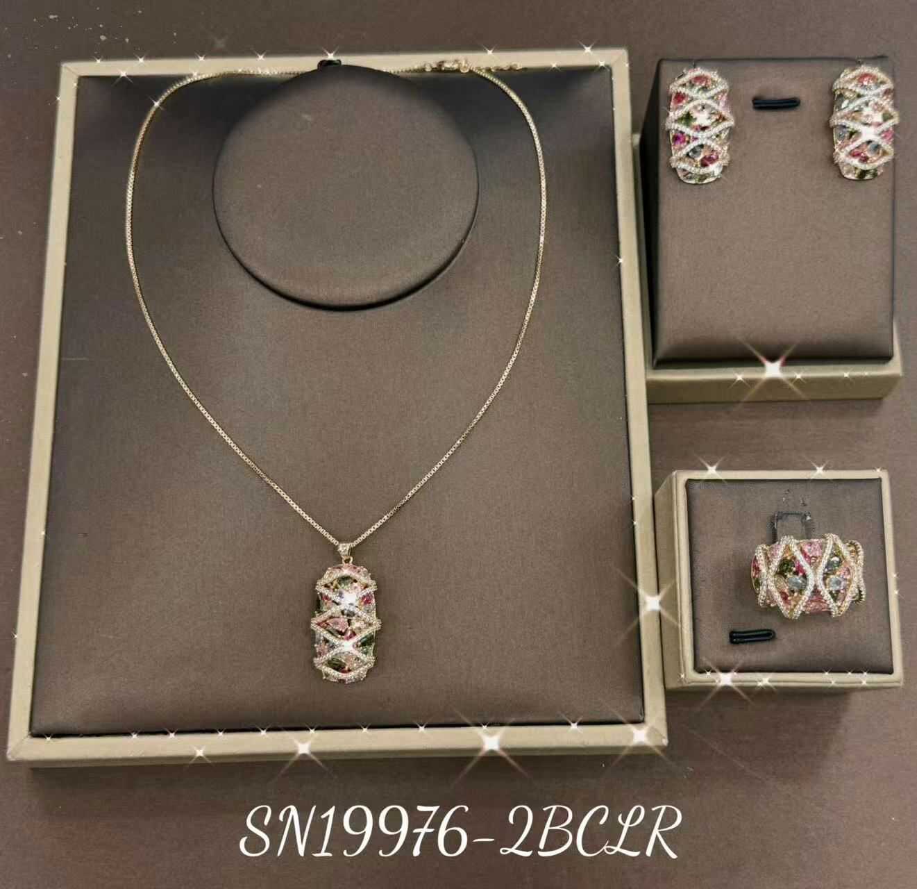 Necklace SN19976-S-2BCLR