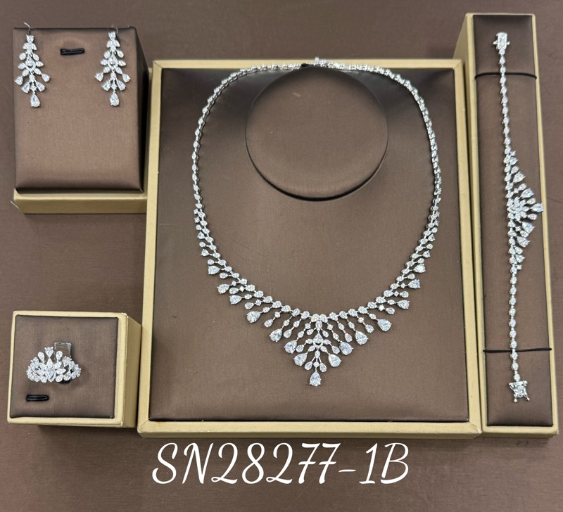 Necklace SN28277-1B