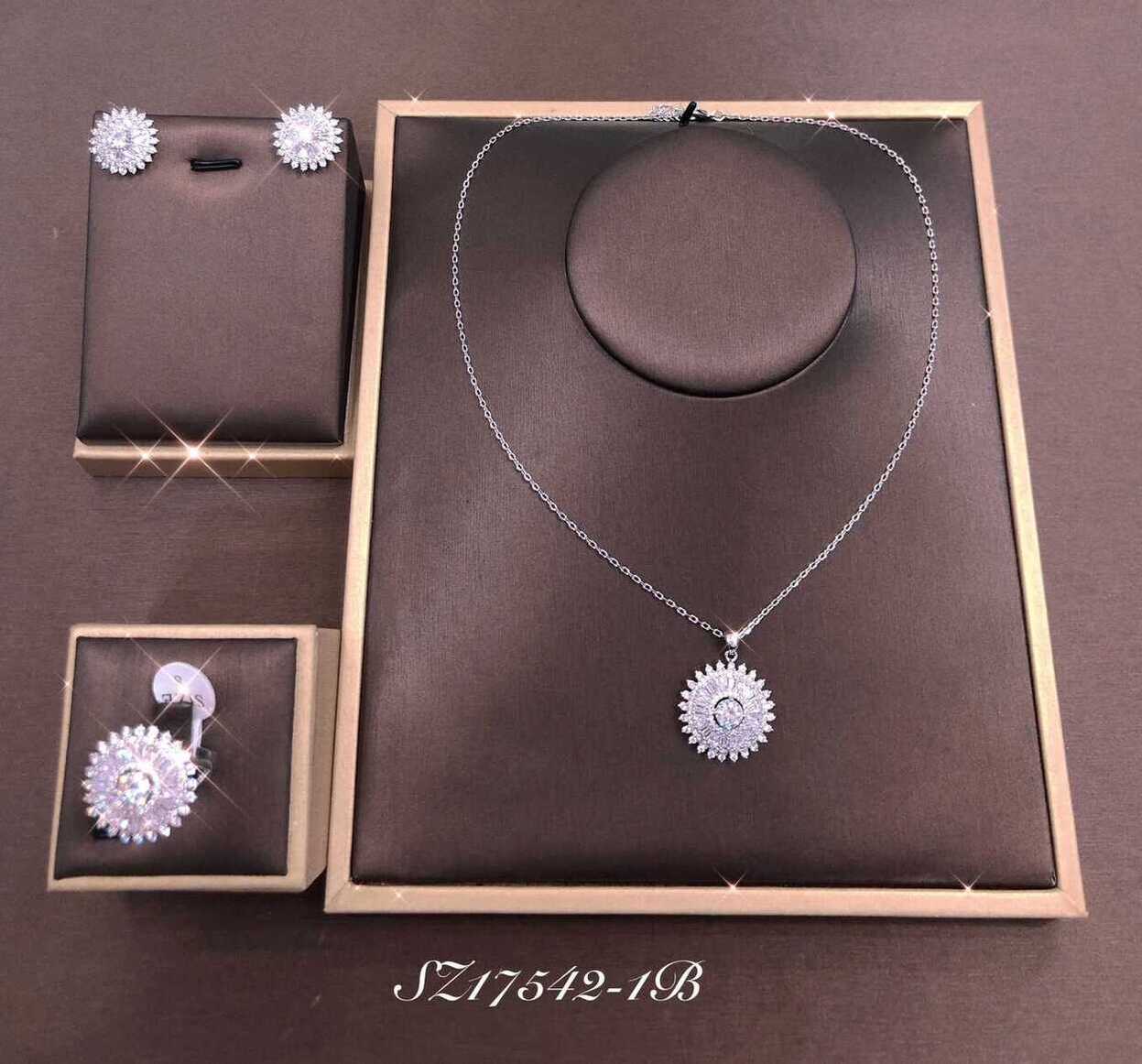 Necklace SZ17542-1B