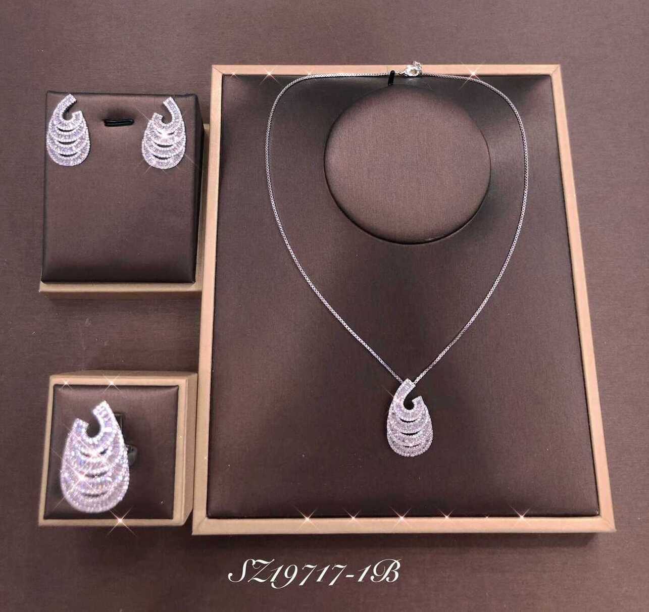 Necklace SZ19717-1B