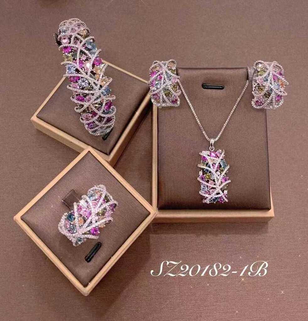 Necklace SZ20182-1BCLR